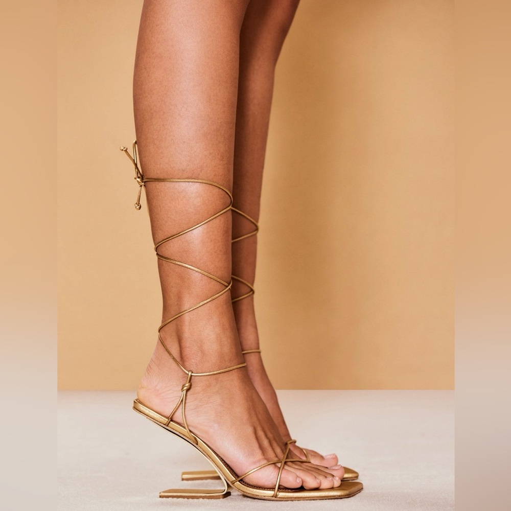NWOT Cult Gaia Lotus Metallic Leather Sandals in Gold